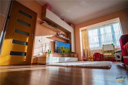 Apartament 2 camere spatios  d