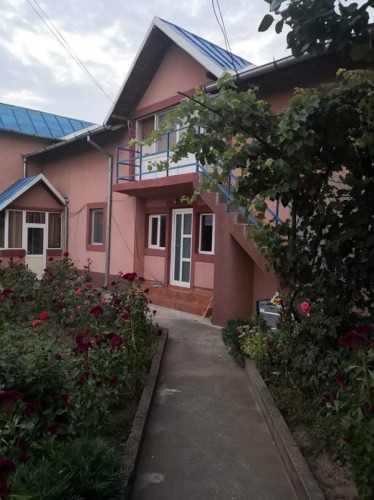 Apartament 4 camere  Apusului 