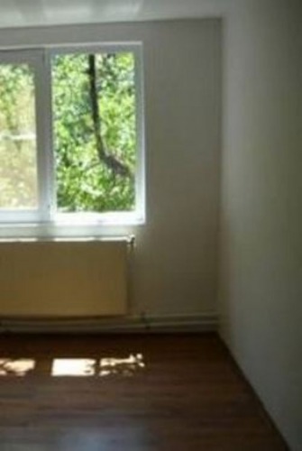 Apartament nemobilat 3 camere 