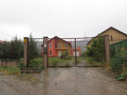 Casa 232.02 mp si teren 1680 m