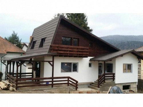Casa de vanzare cu vedere la M