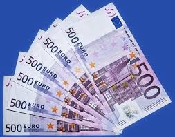 Credit   colar   ntre individ 