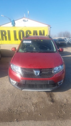 Dezmembez dacia sandero 0. 9 t
