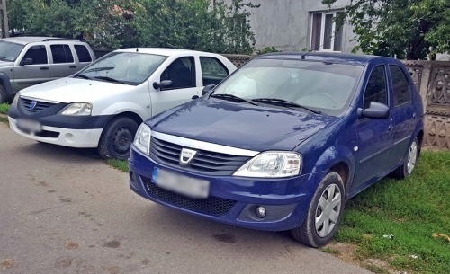Dezmembrari dacia logan 2004 2