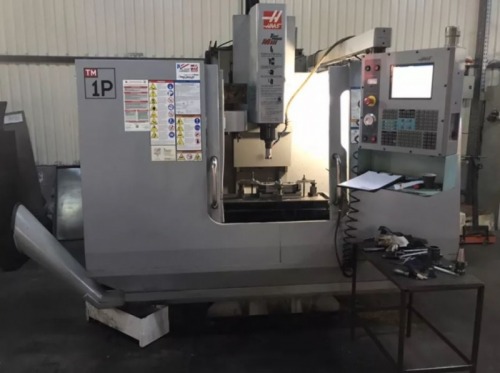 Freza cnc HAAS