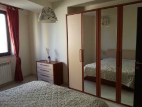 Imobil nou   2 camere mobilat 