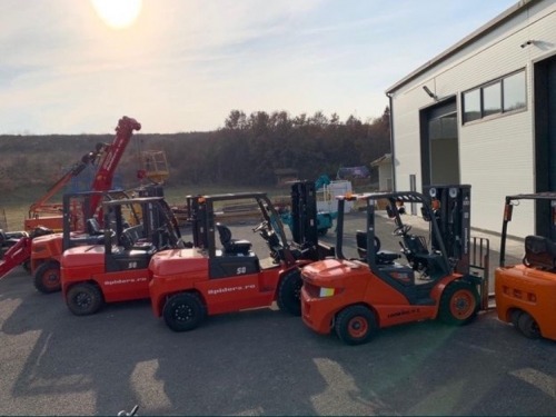 Inchiriere stivuitor 3 5 7 t  