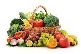 Lucratori depozit legume fruct
