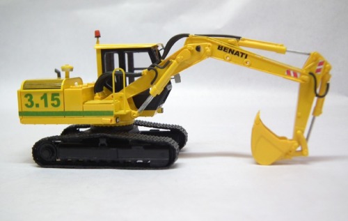 Piese motoare excavatoare Bena