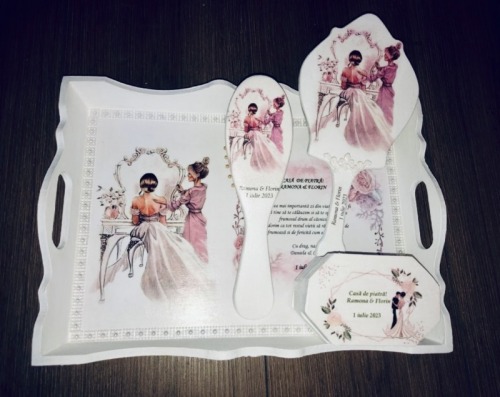 Produse personalizate pentru e