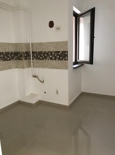 Propietar v  nd apartament nou