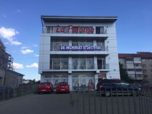 Proprietar inchiriez spatiu co