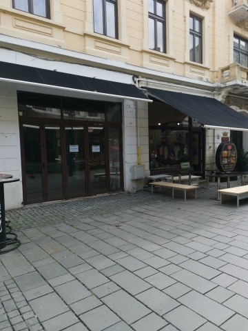 Spatiu comercial  150 mp  cent
