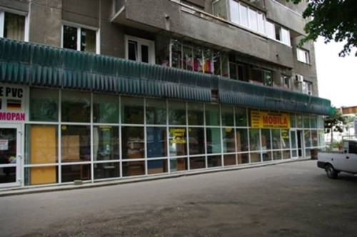 Spatiu comercial  230mp  Pante