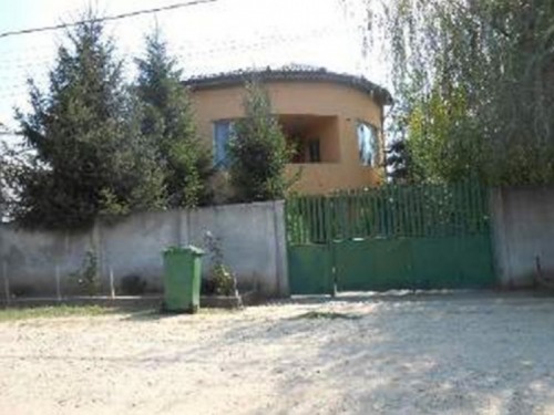 Teren 1000 mp si casa P 1E M  