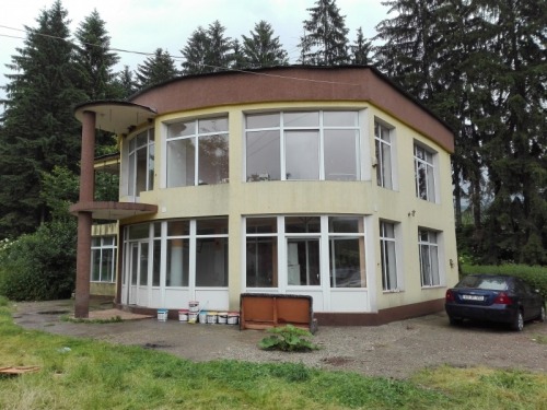 Teren 23194 76 mp si spatiu co