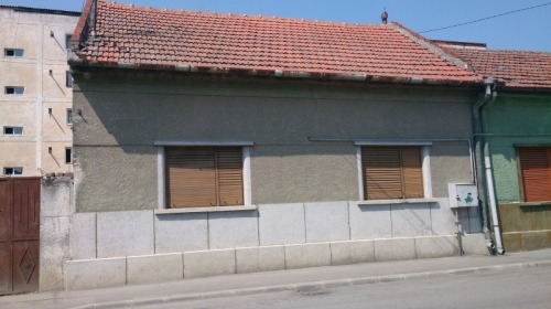 Teren 503 mp  2 loturi  Pitest