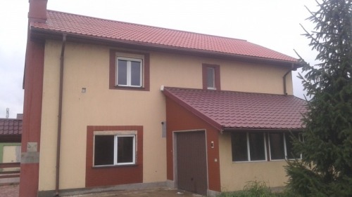 Teren 823.37 mp si casa 279.58