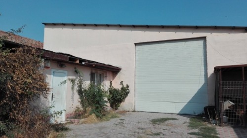 Teren intravilan 880 mp si hal