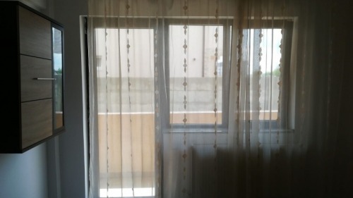 Vand apartament 2 camere in Br