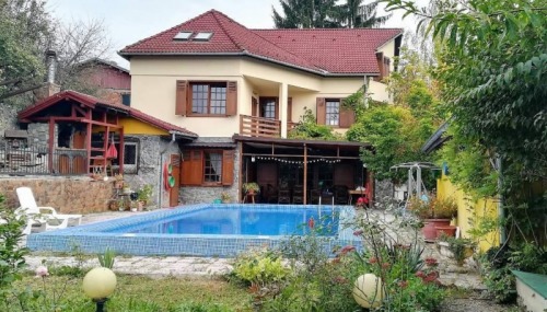 Vand Vila 3 Niveluri Poiana Ca